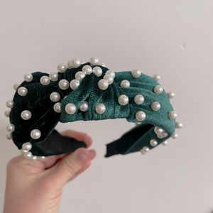 Deep green velvet pearl headband